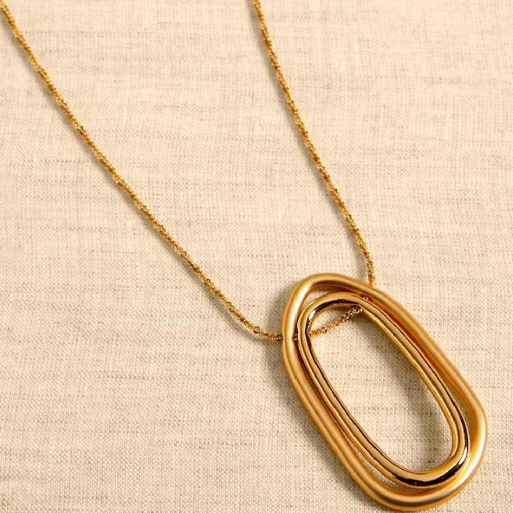 NWT BANANA REPUBLIC ORGANIC SHAPE PENDANT‎ NECKLACE - Picture 5 of 5